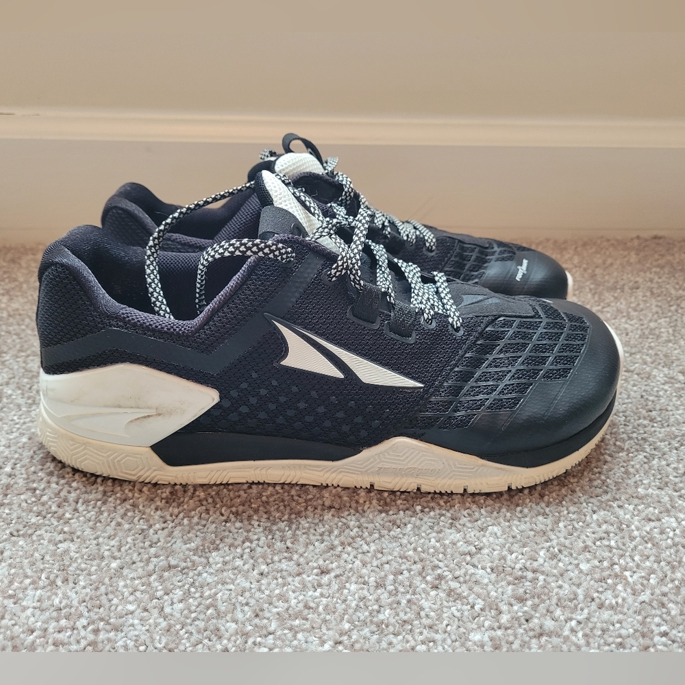 Altra HIIT XT 2, Men's size 8.5